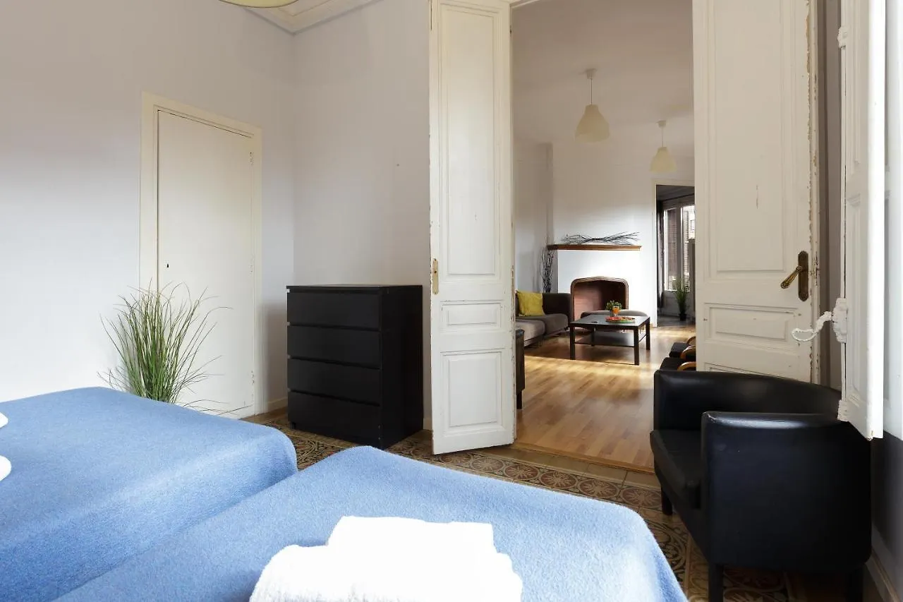 Apartment Key Plaza Universidad - Gran Via Barcelona